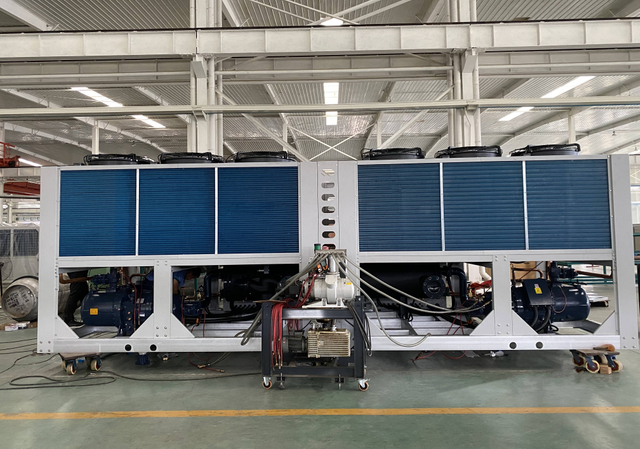 Soğutma Isıtma için Endüstriyel Chiller Hava Soğutmalı Vidalı Chiller Ünitesi